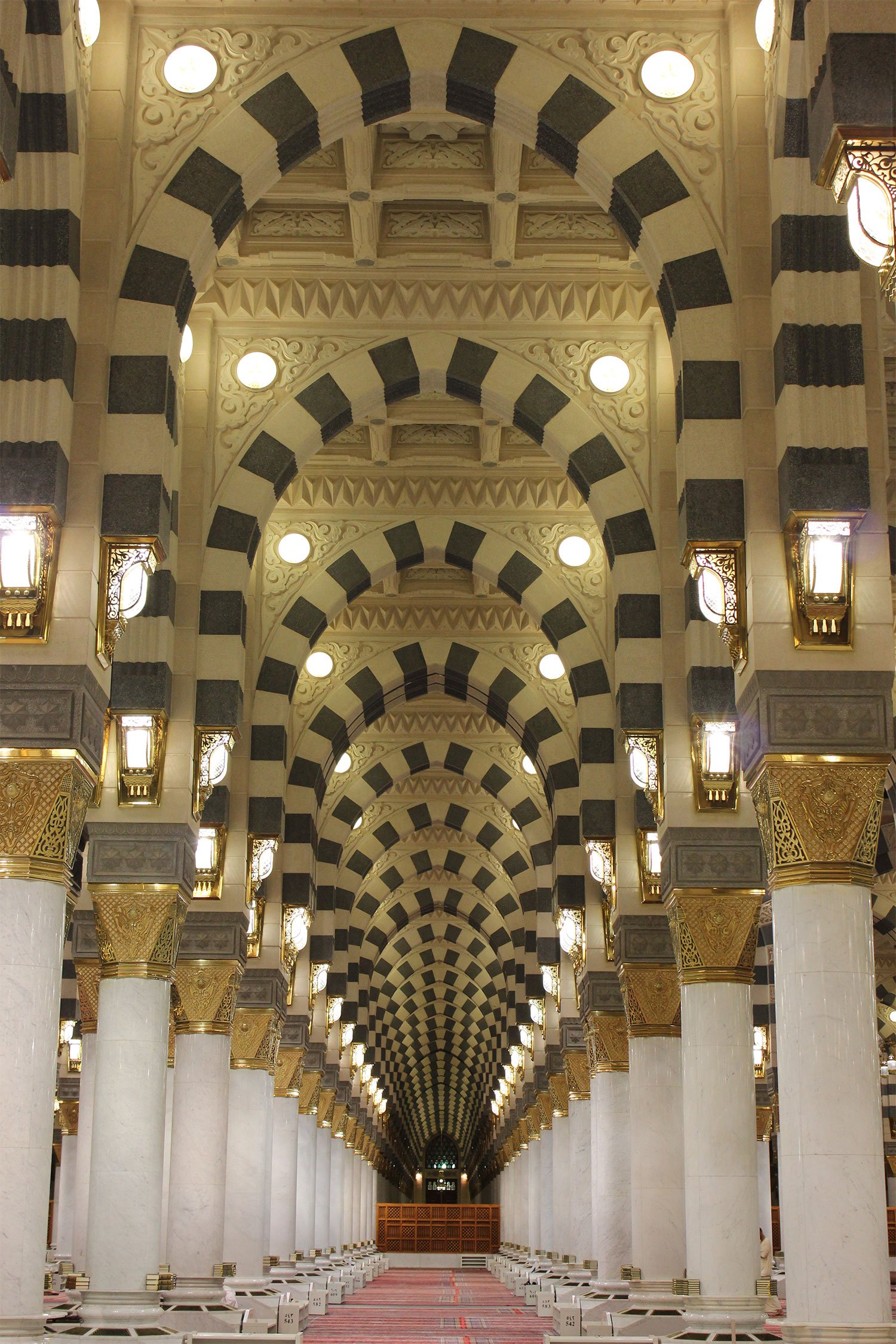 Masjid an-Nabawi, Arches Medina, Saudi Arabia